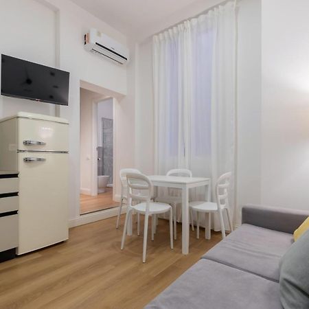 Nuovo Intimo Apt A 10Min Dal Duomo - Homeunity Милан Экстерьер фото