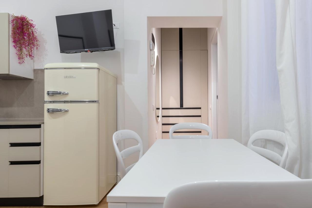 Nuovo Intimo Apt A 10Min Dal Duomo - Homeunity Милан Экстерьер фото