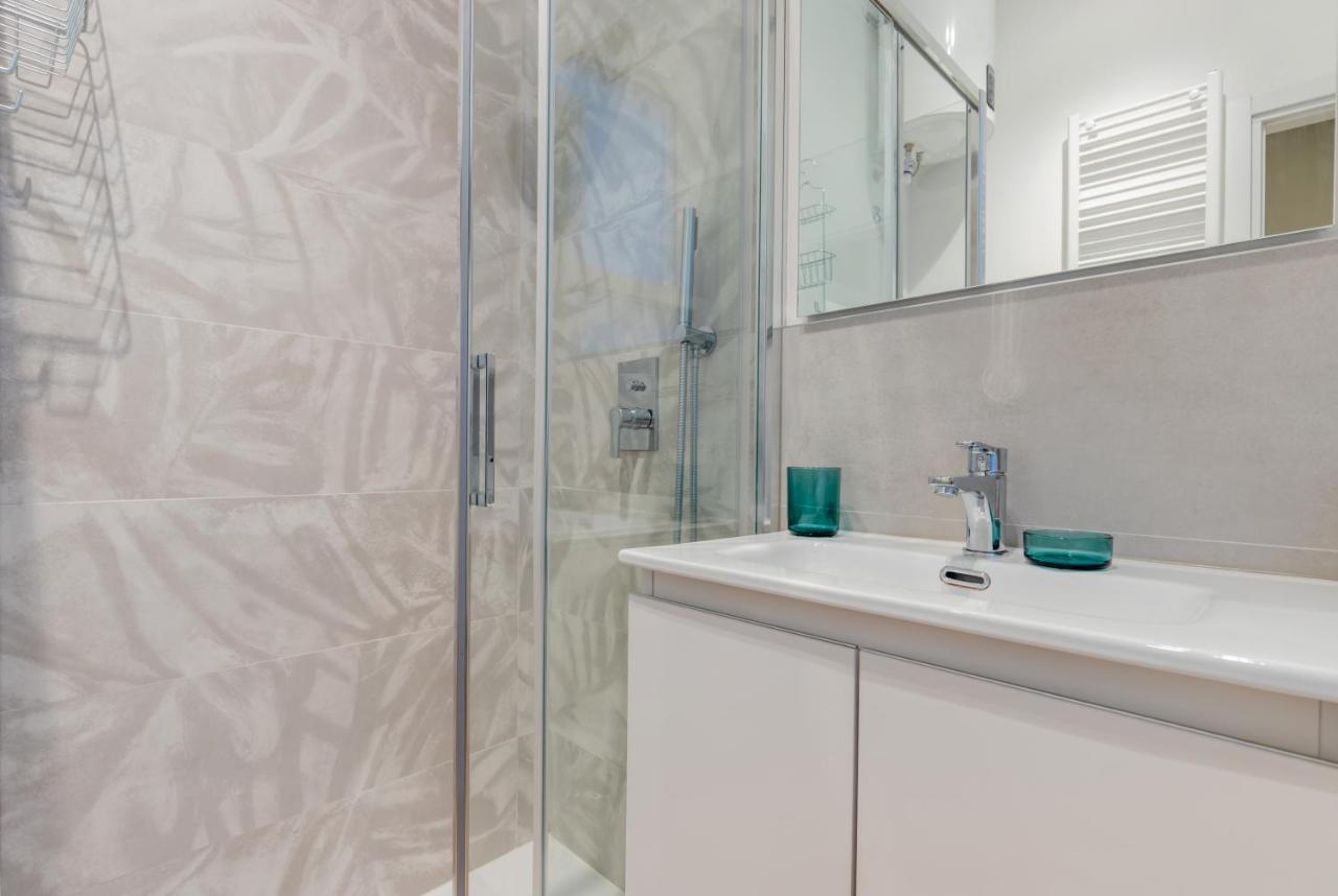 Nuovo Intimo Apt A 10Min Dal Duomo - Homeunity Милан Экстерьер фото